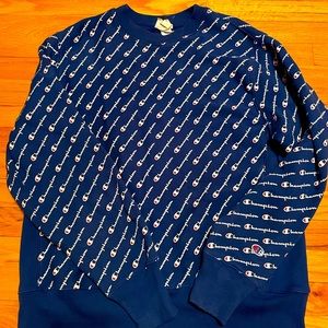 Men’s Champion Blue patterned Crewneck Sweater, Size L